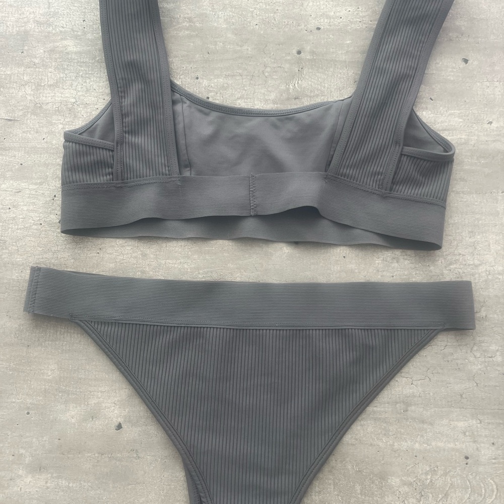 Frankie’s Gray Ribbed Bikini Set - Picture 3 of 3